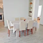 Kiki-udoban Smjestaj Za 5 Osoba Na Mirnoj Lokaciji Apartamento Starigrad Paklenica